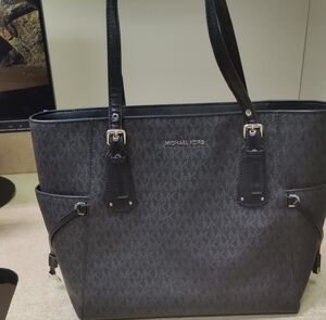 Michael Kors Black Tote Bag